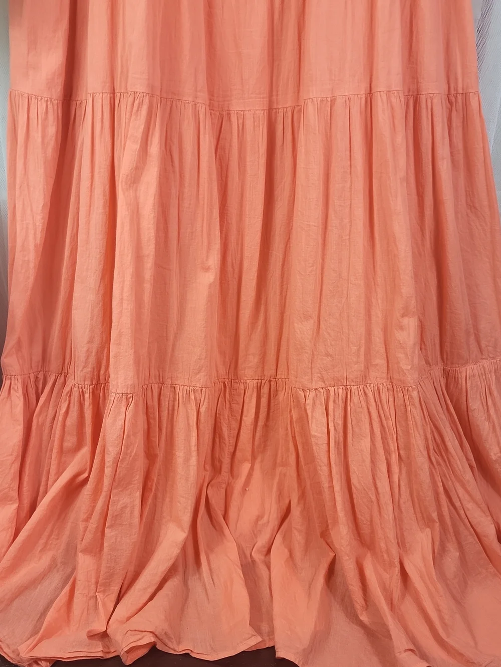 Sundance Coral Ruffled V-Neck Dress. Size M